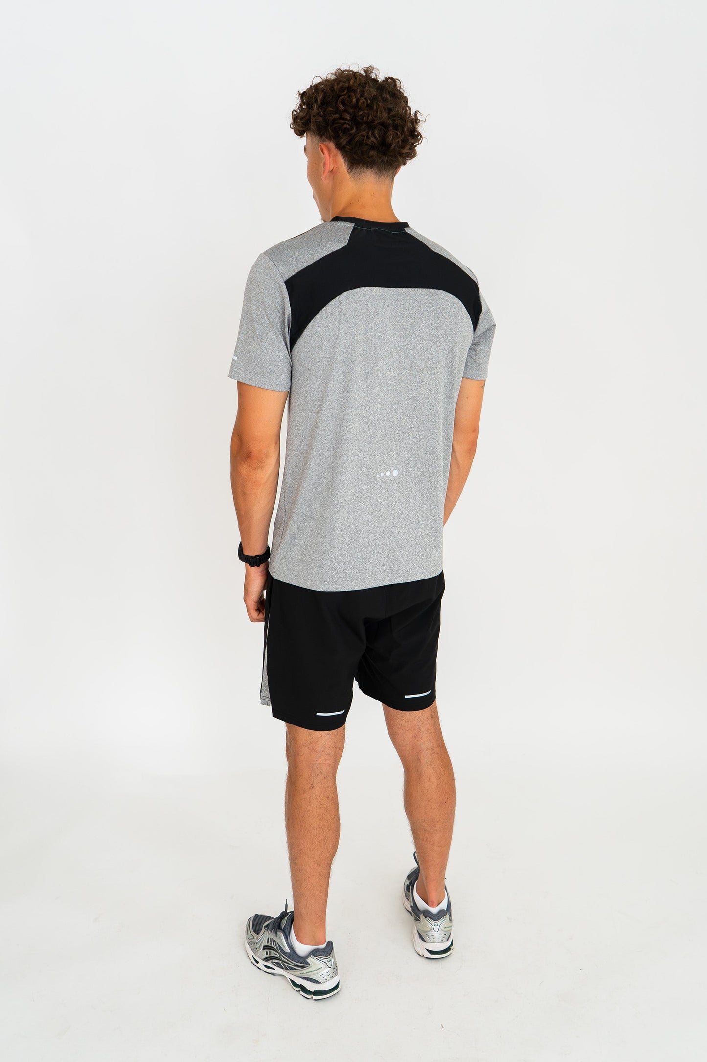PRIMAL SHORTS - BLACK/ONYX GREY